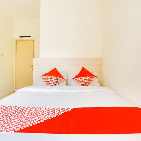 Reddoorz @ Hotel Arimbi Dewi Sartika Baru Bandung Ngoại thất bức ảnh