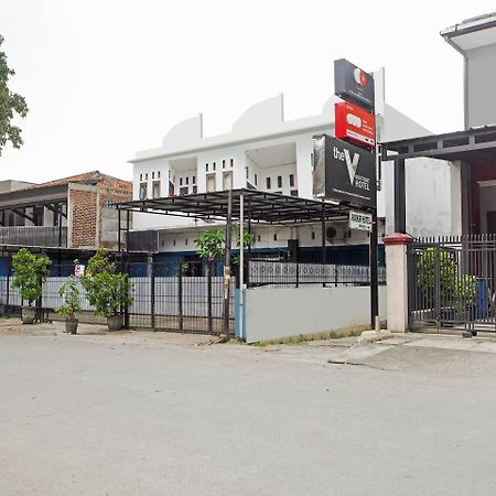 Reddoorz @ Hotel Arimbi Dewi Sartika Baru Bandung Ngoại thất bức ảnh
