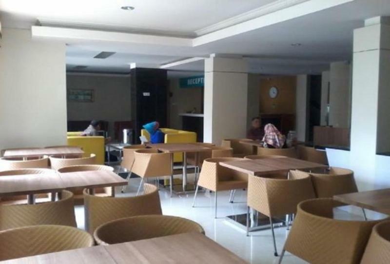 Reddoorz @ Hotel Arimbi Dewi Sartika Baru Bandung Ngoại thất bức ảnh