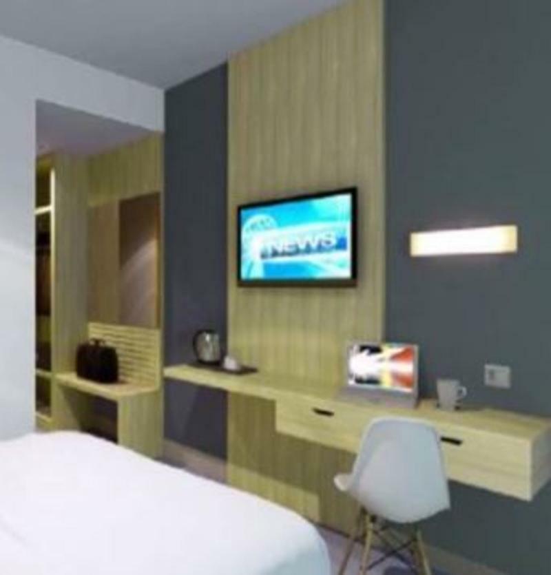 Reddoorz @ Hotel Arimbi Dewi Sartika Baru Bandung Ngoại thất bức ảnh